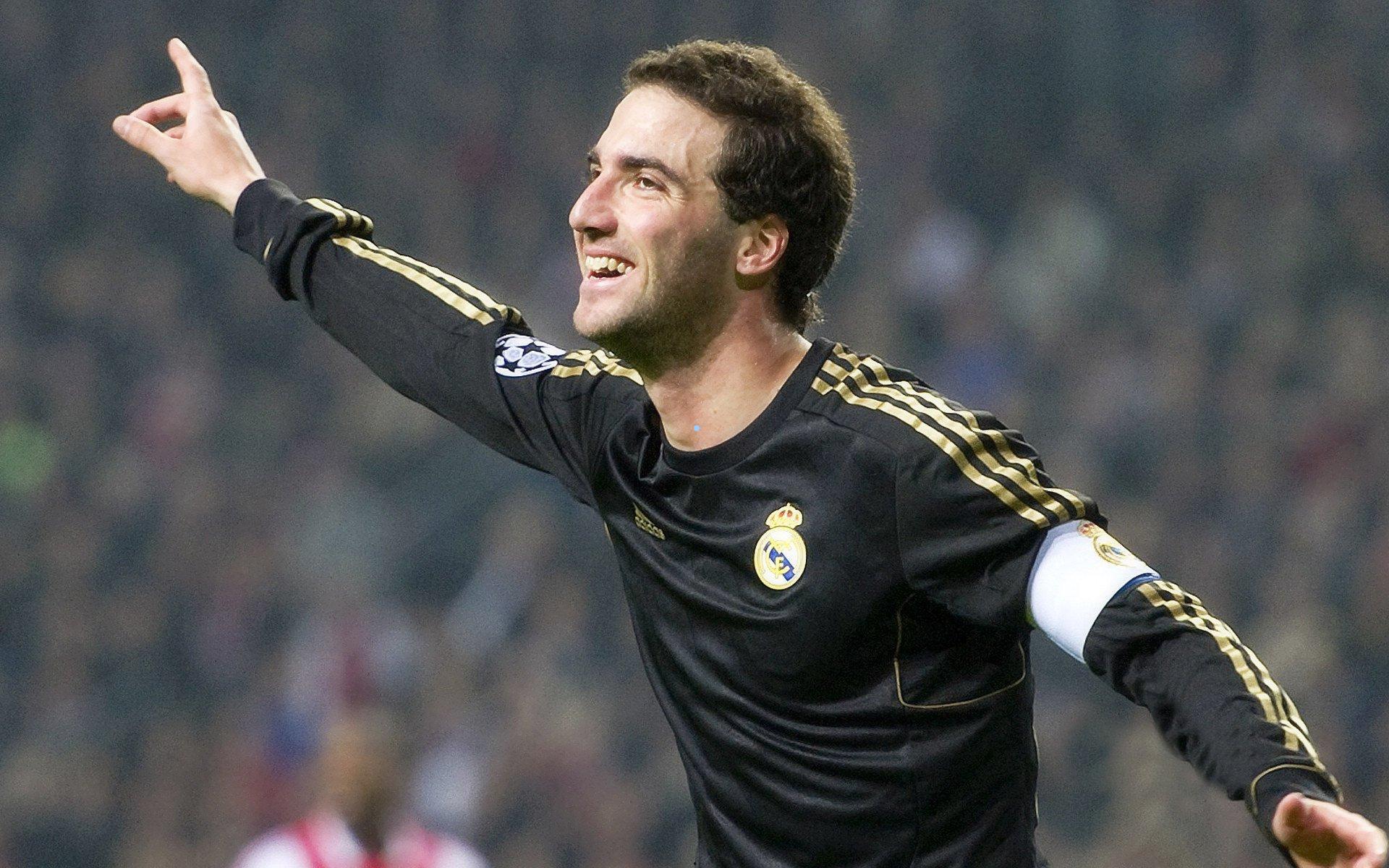 阿根廷新星闪耀亚平宁，21岁天才尼科·帕斯意甲征程惊艳，8球6助攻征服拉齐奥