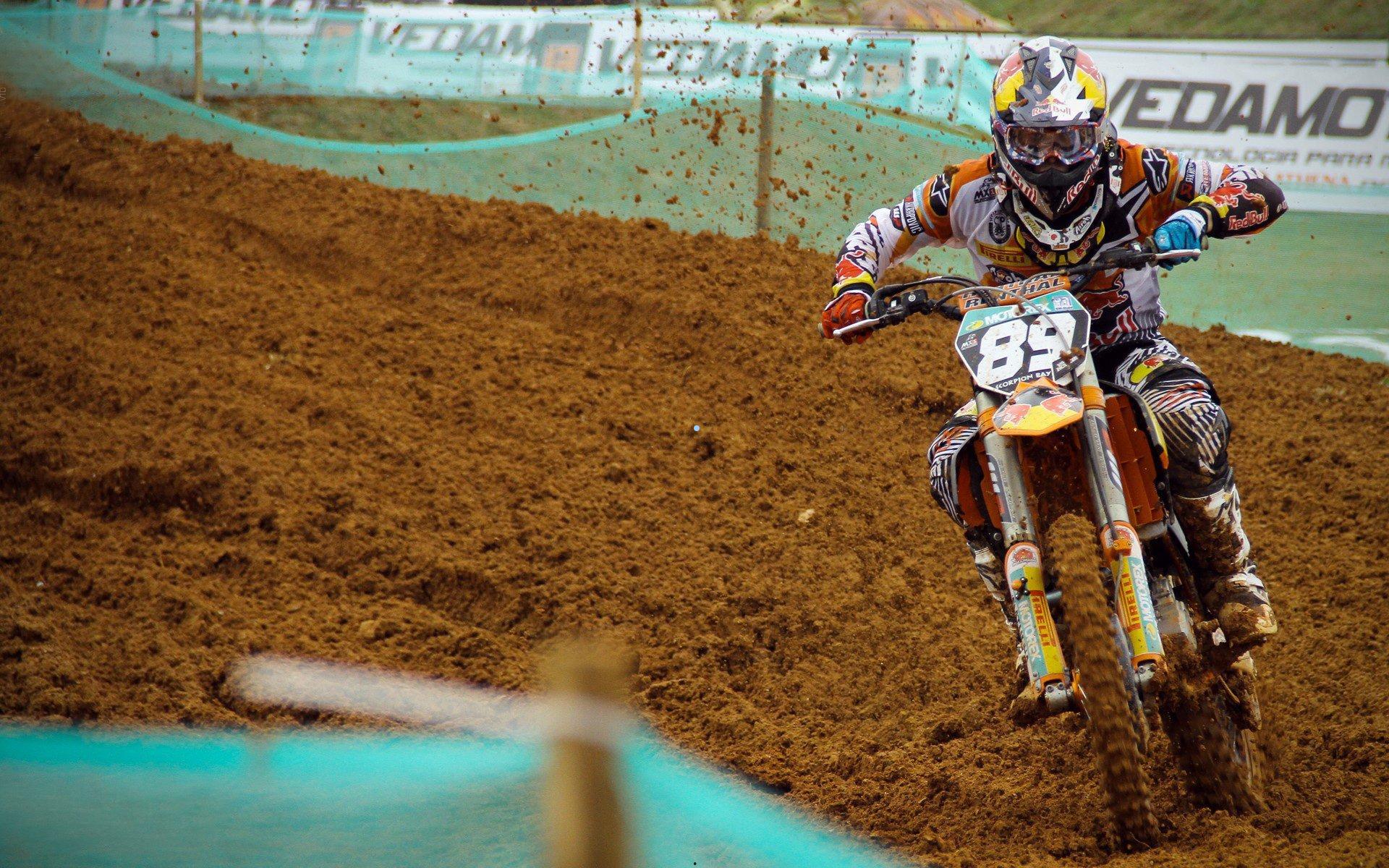 【体育彩票】UFC 2月23日雏量级焦点战，老将罗伯·丰特迎战巴西不败新星吉恩·松本